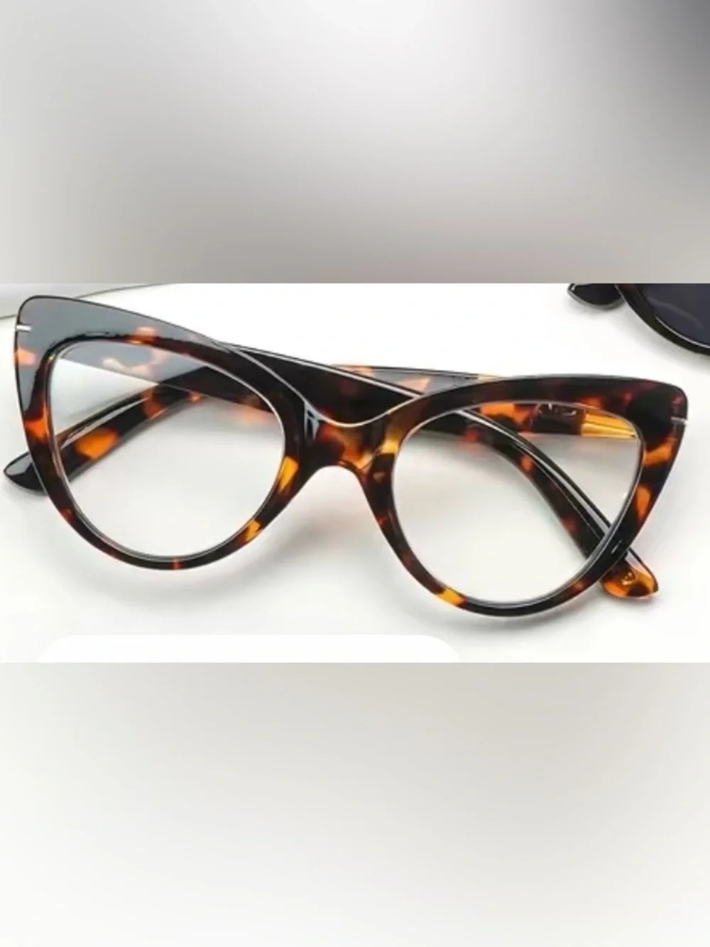 color brown